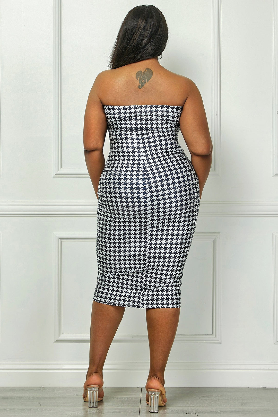 Damari Printed Bodycon Tube Plus Size Midi Dress - Black and White