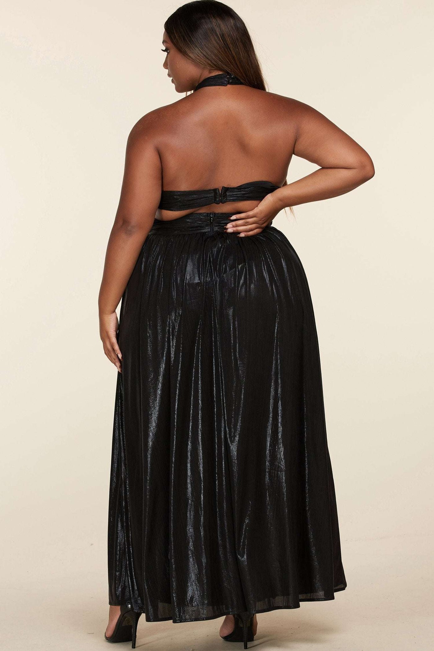 Fasheabe Plus Size O-Ring Accent Black Maxi Dress