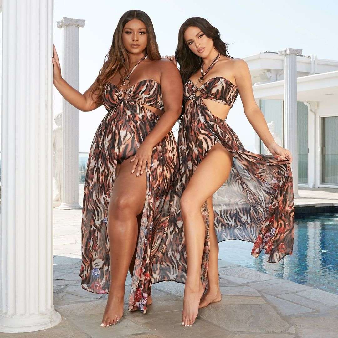 Fasheabe Plus Size Tigress Print Monokini Style Maxi Dress